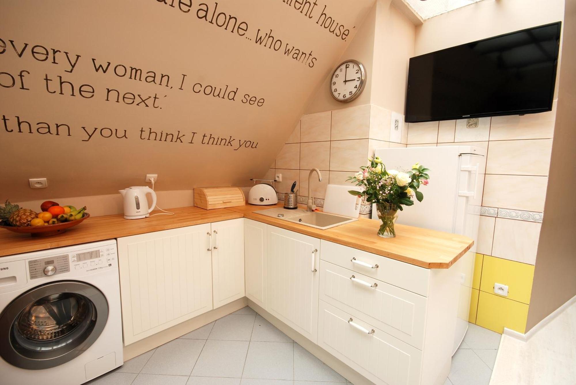 Rosemary'S Private Ensuite Rooms In Old Town Poznaň Exteriér fotografie
