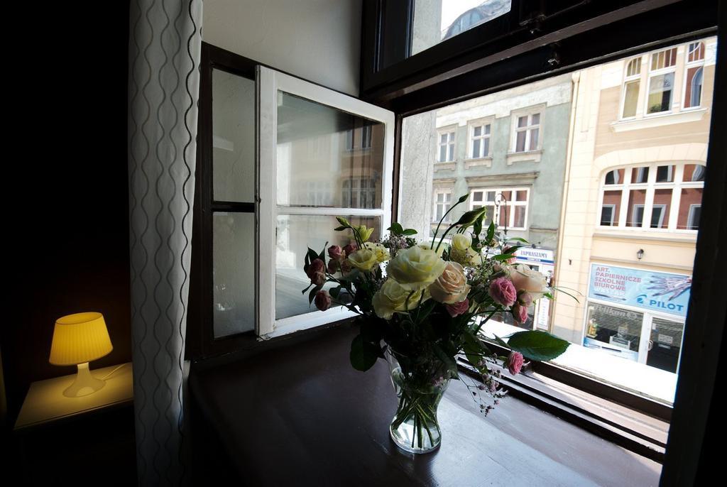 Rosemary'S Private Ensuite Rooms In Old Town Poznaň Exteriér fotografie