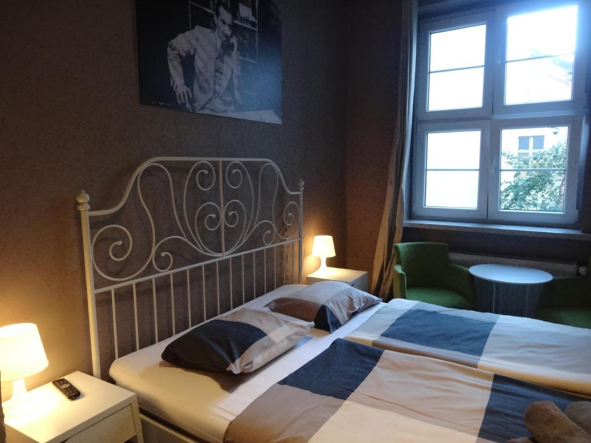 Rosemary'S Private Ensuite Rooms In Old Town Poznaň Exteriér fotografie