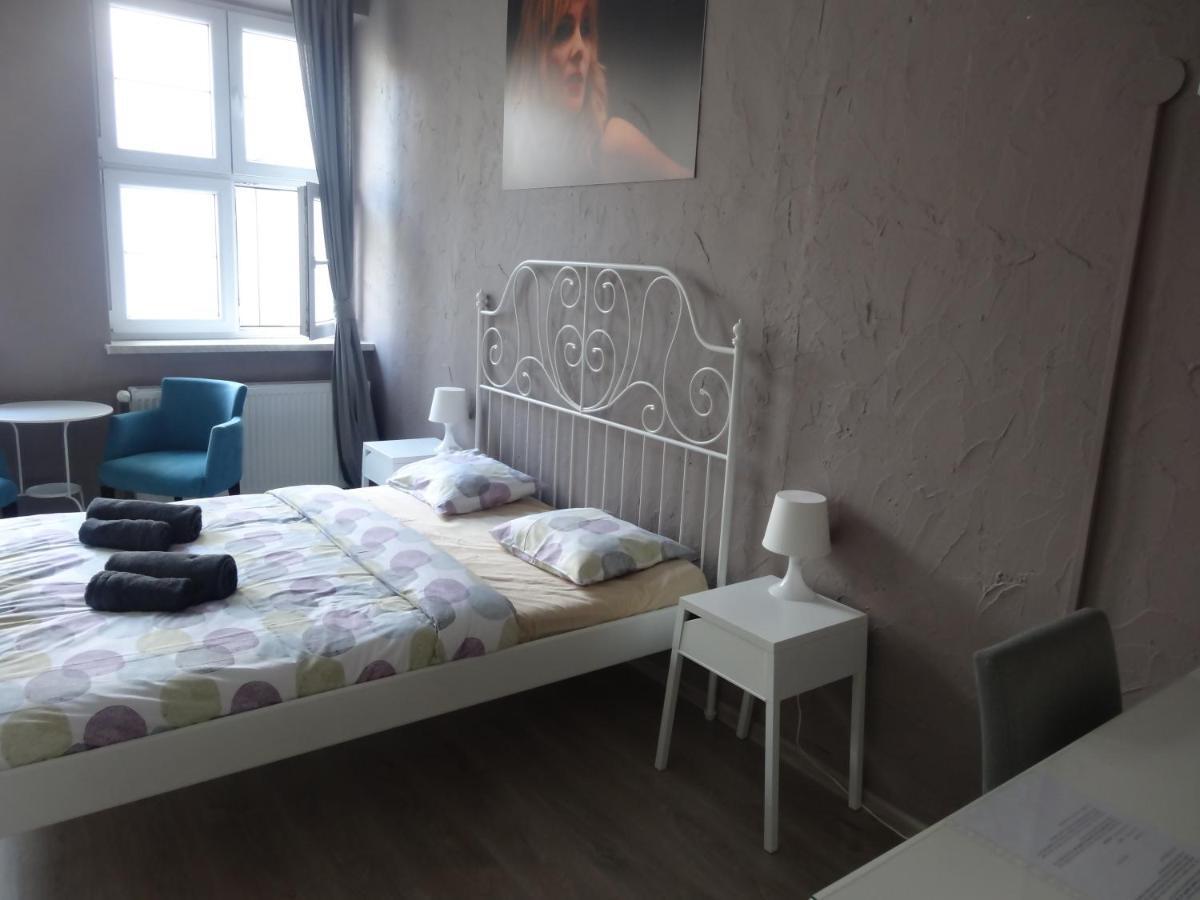 Rosemary'S Private Ensuite Rooms In Old Town Poznaň Exteriér fotografie